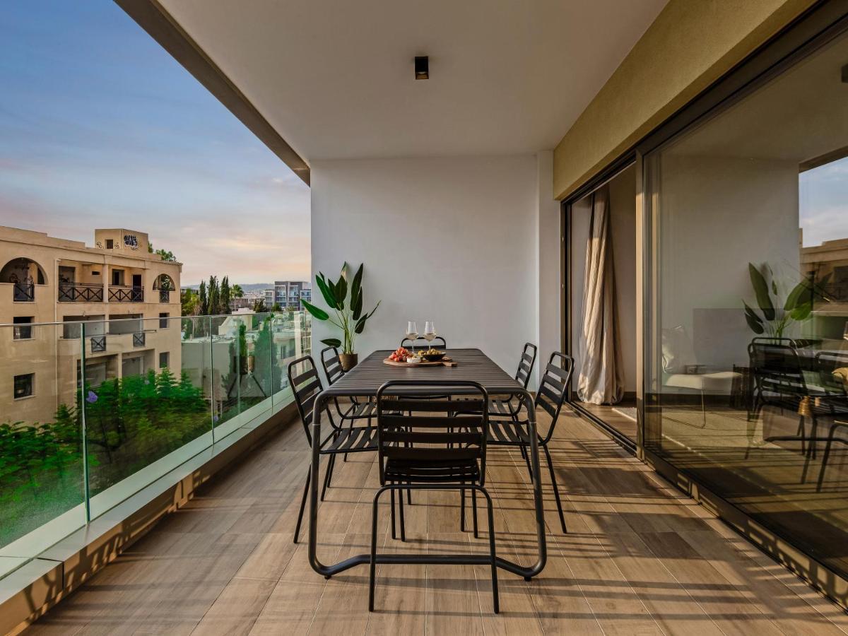 Sanders Evolution Apartamento Limassol Exterior foto